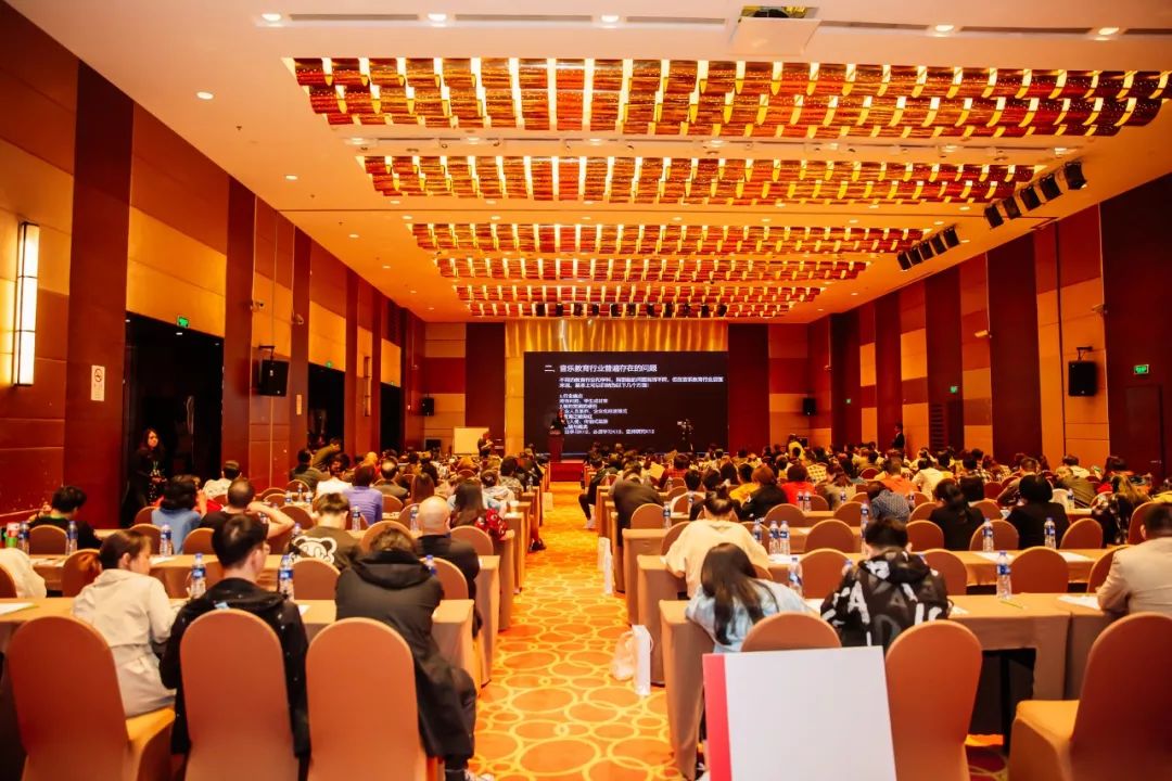 乔迪少儿钢琴央视,乔迪少儿钢琴第四册