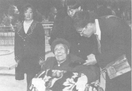 中国最后一个太监临终遗言,太监孙耀庭为何不洗澡