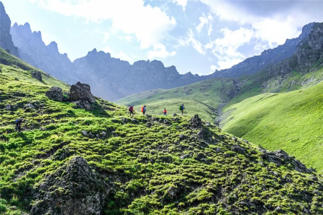 人生必走的经典户外线路,中国最虐的徒步线