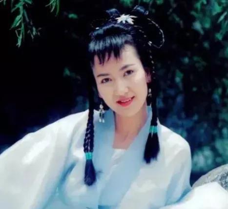 最爱已婚男人和金钱？关之琳终是活成了自己最讨厌的样子