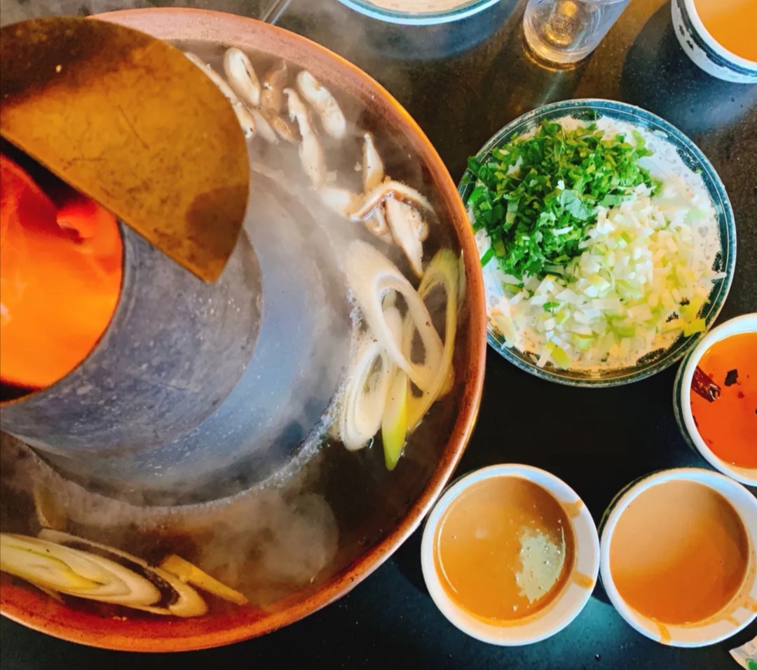 老北京火锅和潮汕打边炉,涮羊肉老北京vs四川火锅