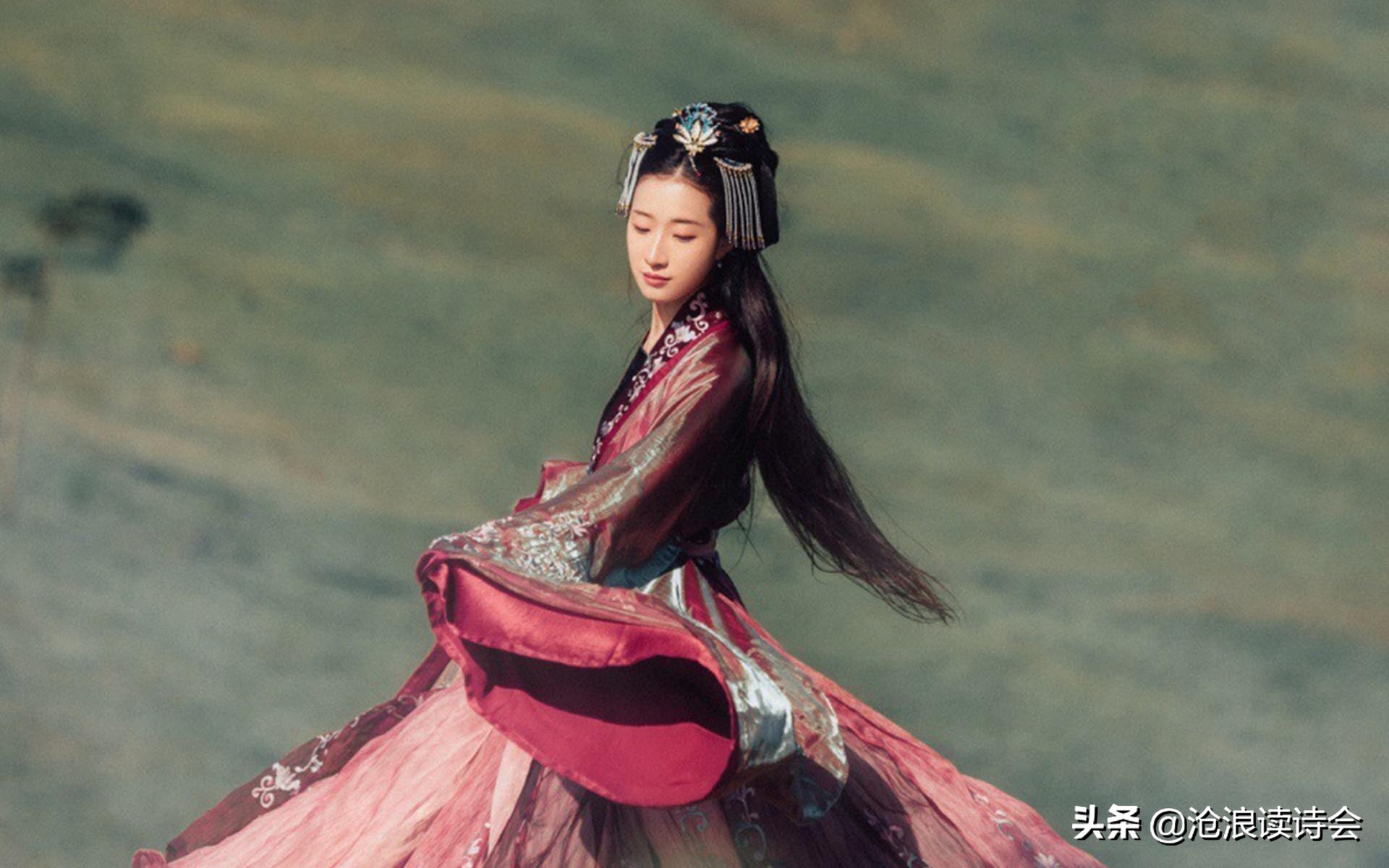 一人一首代表作,月无心妙评当代19首好诗,有趣有料,读完受益