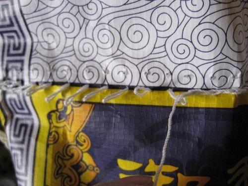 大米袋子如何拆解最轻松,最快速的拆大米袋子方法