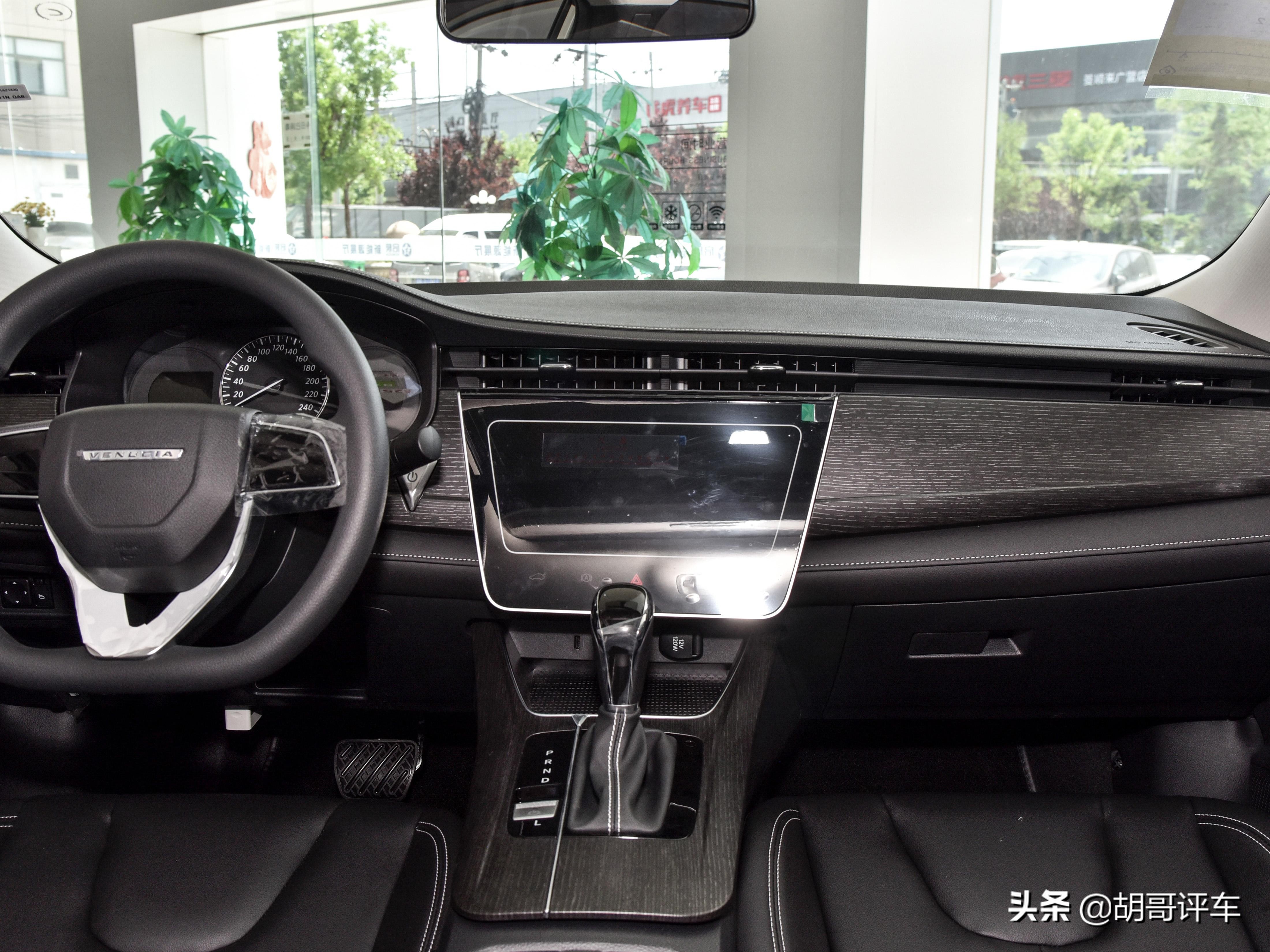 启辰d60空间大还是朗逸大,启辰d60plus和轩逸发动机一样吗