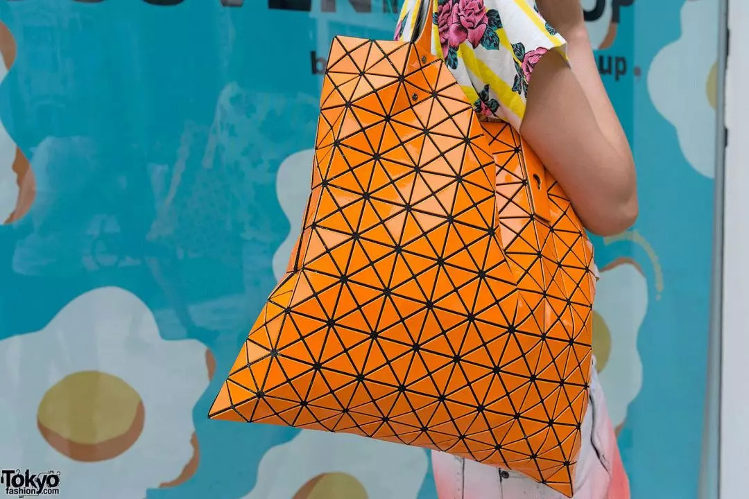 十大必买鞋包排行榜,十大必买经典款包包鞋