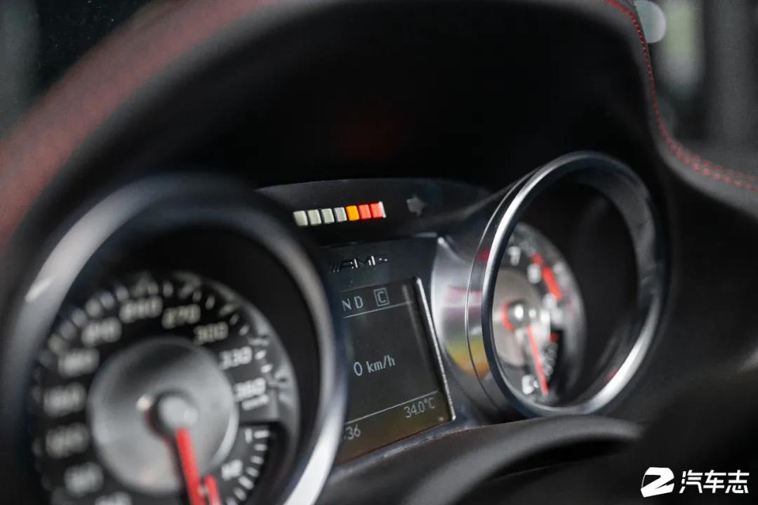 slsblackseries零百加速,奔驰slsamgblackseries顶配