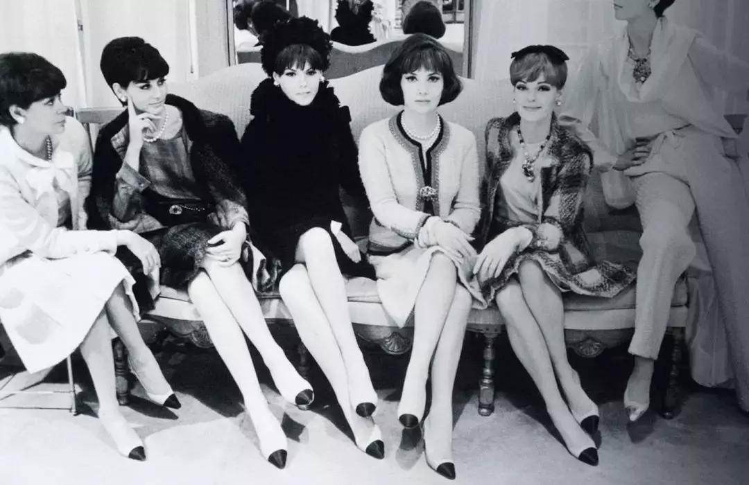 karllagerfeld是什么风格,karllagerfeld卡尔老佛爷男装