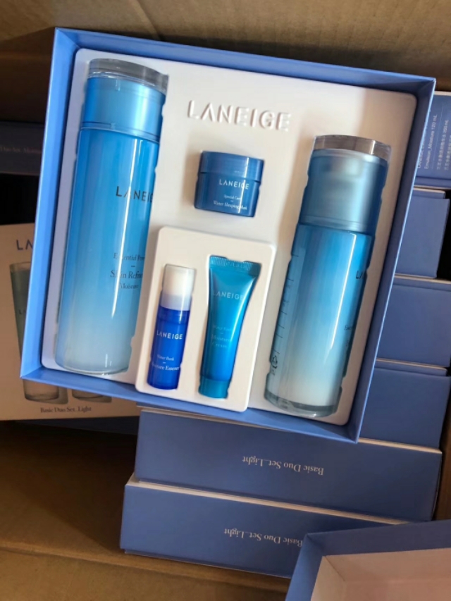 一件代发韩妆尾货批发,韩妆货源总代理