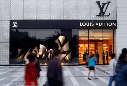 时尚巨头大盘点，你平时花的钱其实都在他们手里