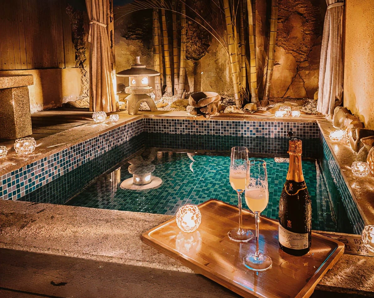 藏在河源爱心岛上的温泉民宿，巴厘岛风情小别墅，私家泡池，惊艳