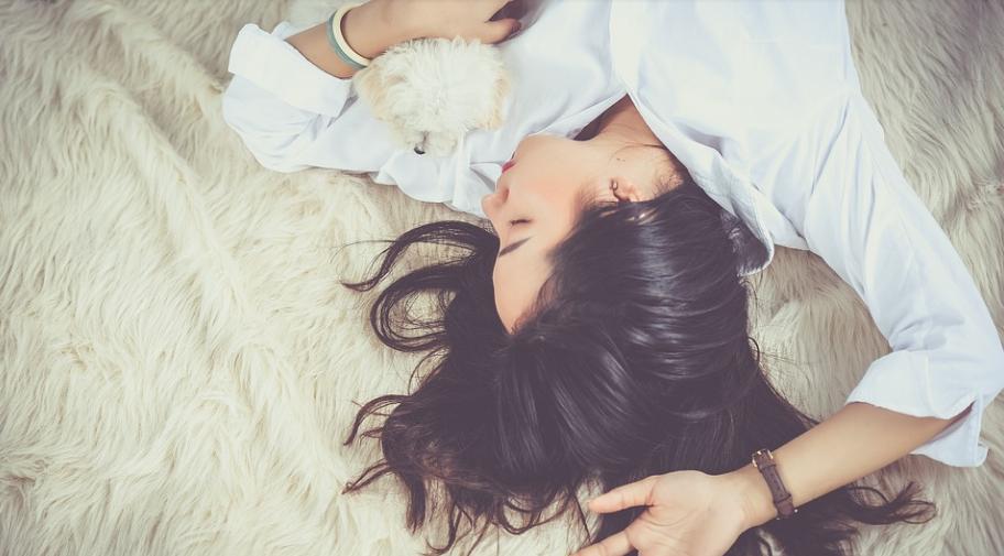 女人纯不纯洁看这3点就知道了,女生纯情的表现