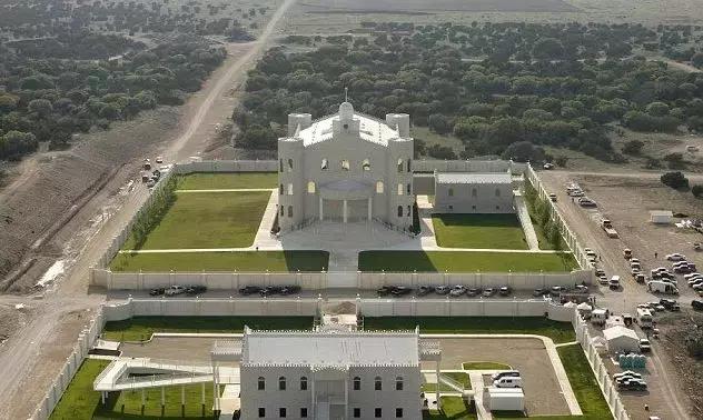 拥有79名妻子、60名子女,性侵亲生女儿......这个男人活在自己的“天堂”里,却是别人的地狱