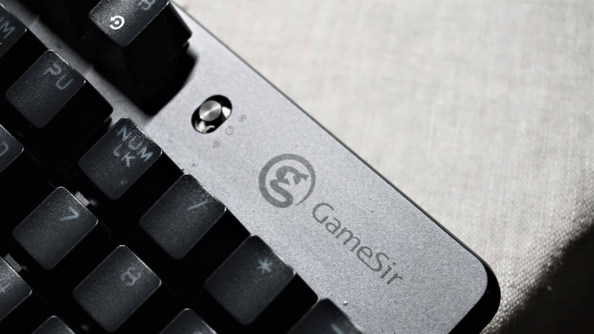 盖世小鸡gk300键盘评测,小鸡gk300双模键盘