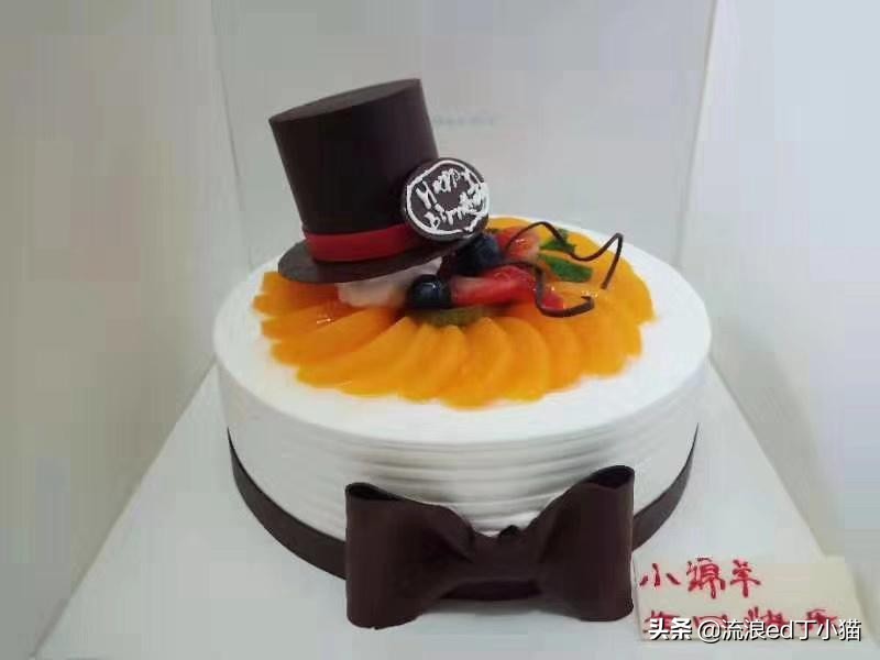 好利来和幸福西饼哪个蛋糕好吃,幸福西饼屋哪一个蛋糕最好吃