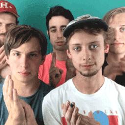 又一酒店,一酒店倒塌致多人被埋