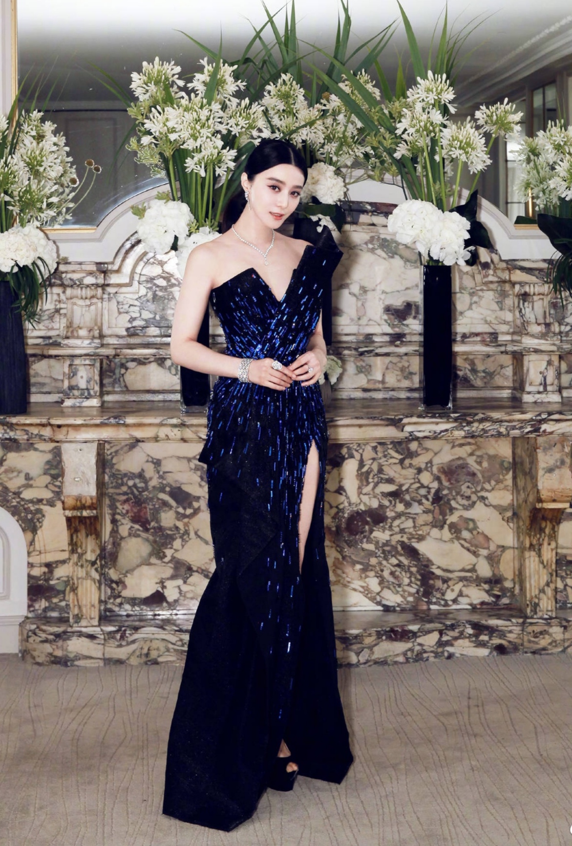 范冰冰华贵美艳造型倾国倾城,范冰冰冷艳古装