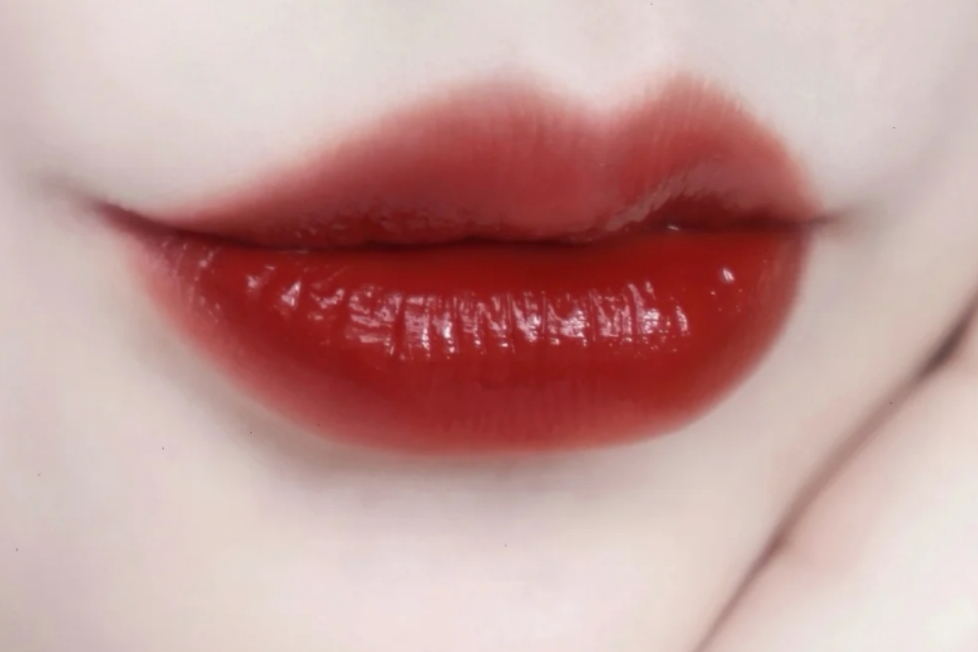 一支口红就能拯救你的颜值,拥有的口红