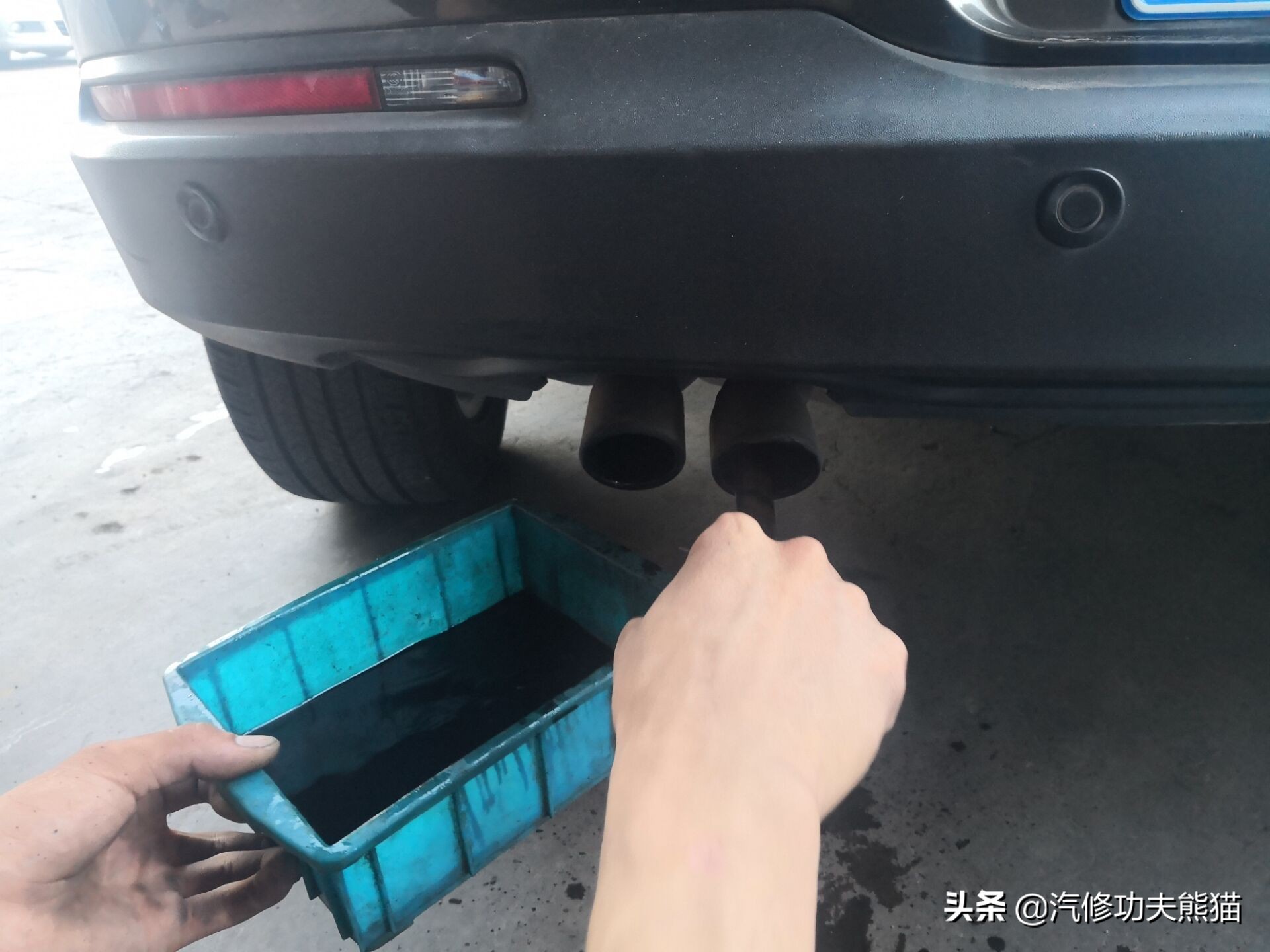 2017款途观丝绸之路1.8t烧机油吗,途观2015款1.8t四驱豪华版烧机油