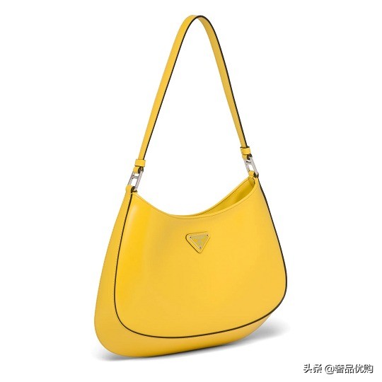 prada新款刺绣宽肩带,prada三角徽标外套