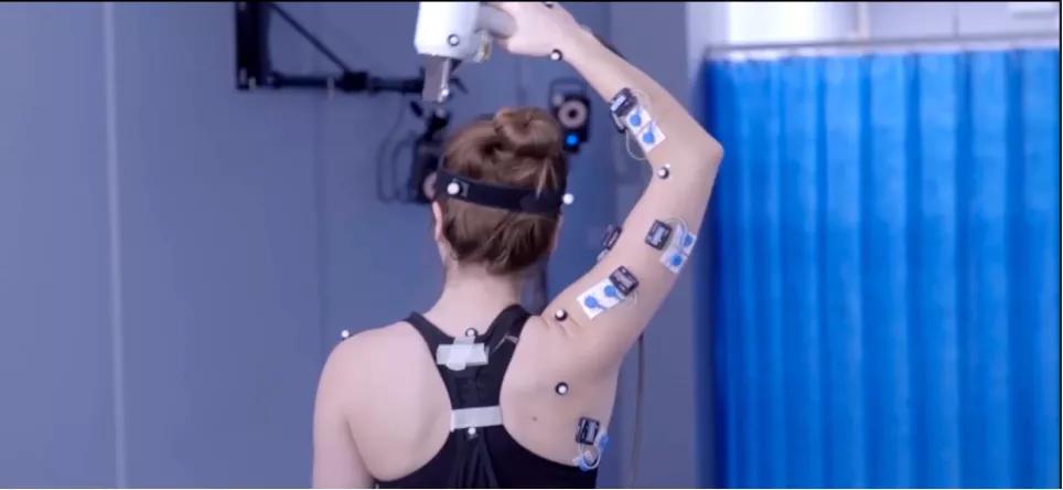 头发乱糟糟的怎么打理男,长头发乱糟糟的怎么打理