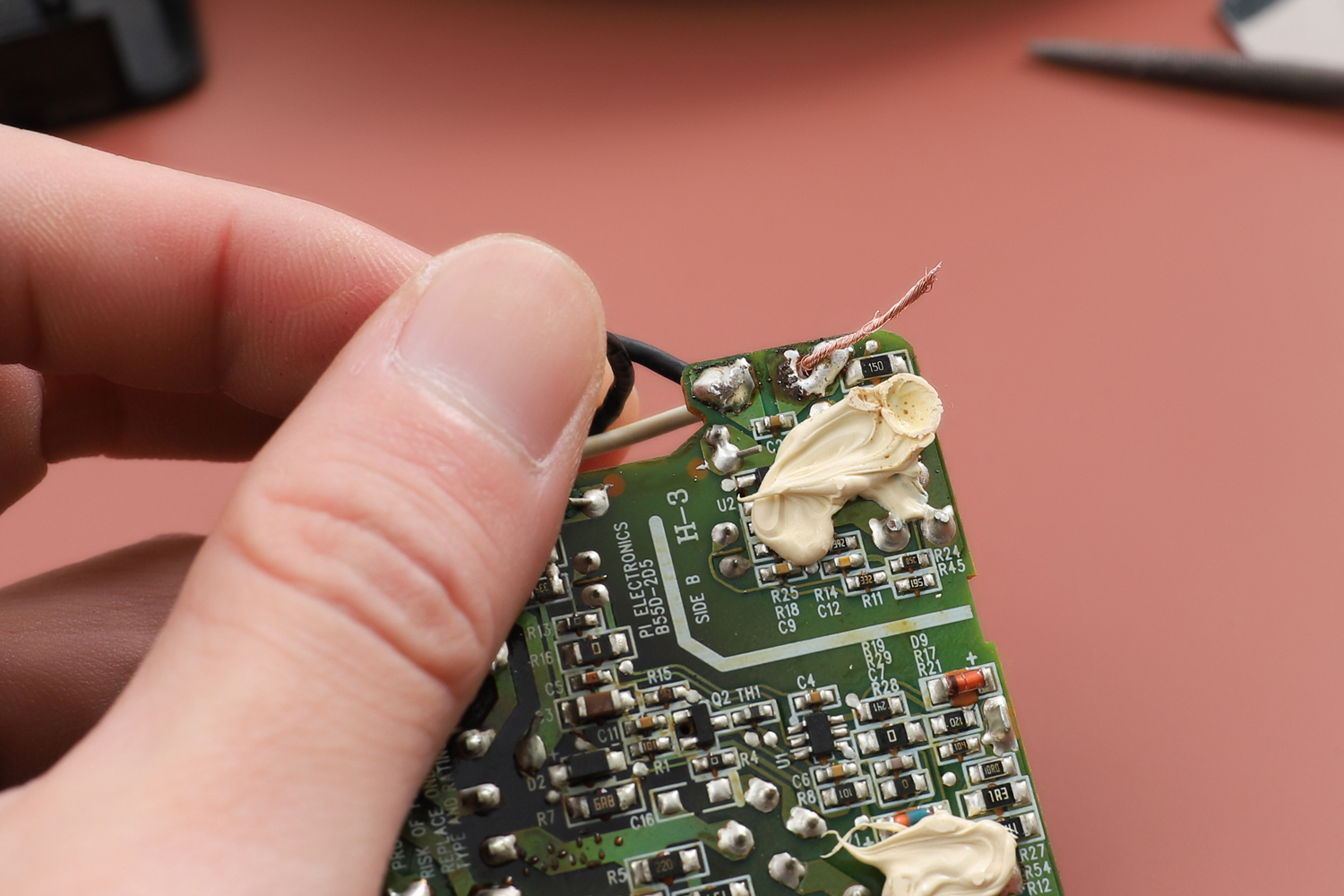 笔记本电源接口坏了怎么修复,笔记本电源线破损如何修复