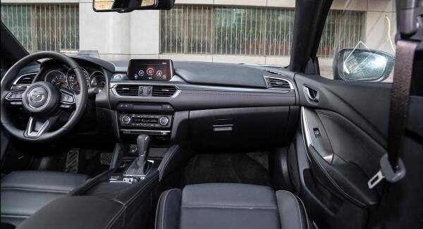 买迈腾不如买a4,全新迈腾媲美宝马