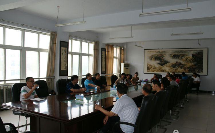 临颍：摄影家大咖走进三高，现场传授摄影秘籍