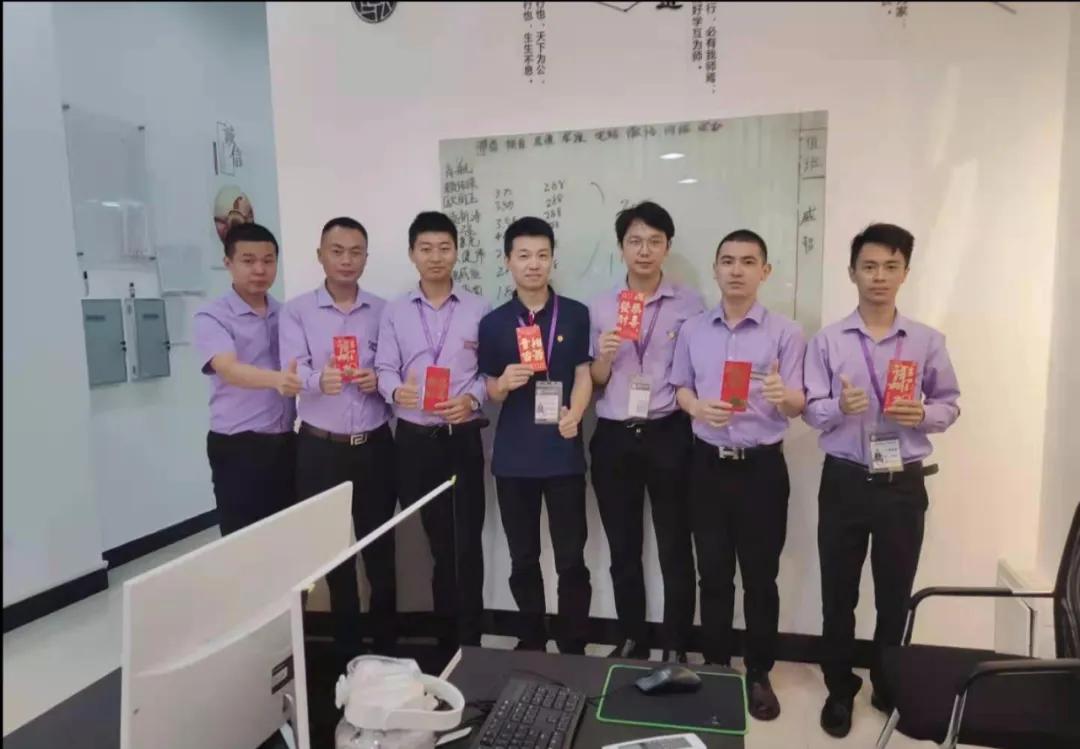 携手迈进荣耀绽放第二季度半年度团队冠军—莆田万达张伟峰团队
