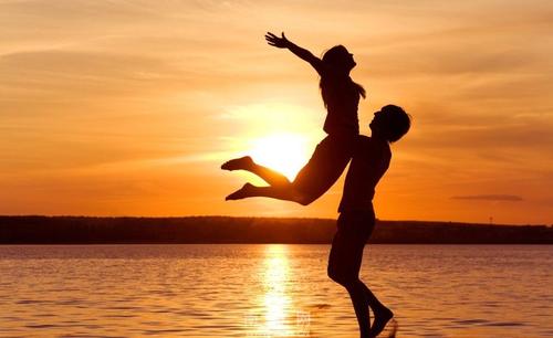 喜欢比自己小的男孩怎么办,喜欢比自己矮男孩子该怎么办