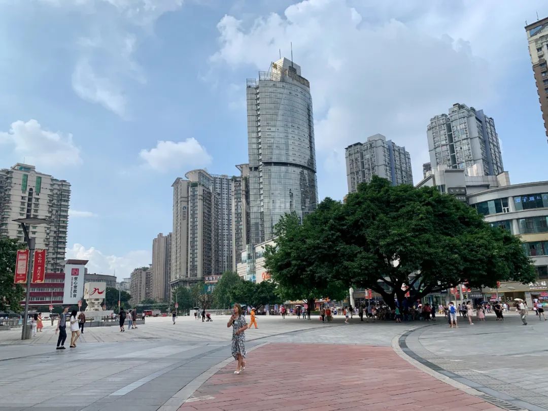 暴走重庆成都,重庆三大核心商圈