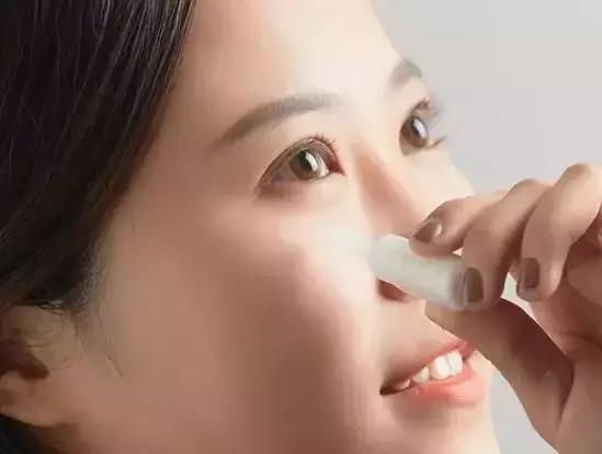 有了前法国第一夫人的百元“黑科技”眼霜,我把3000块眼霜扔了!