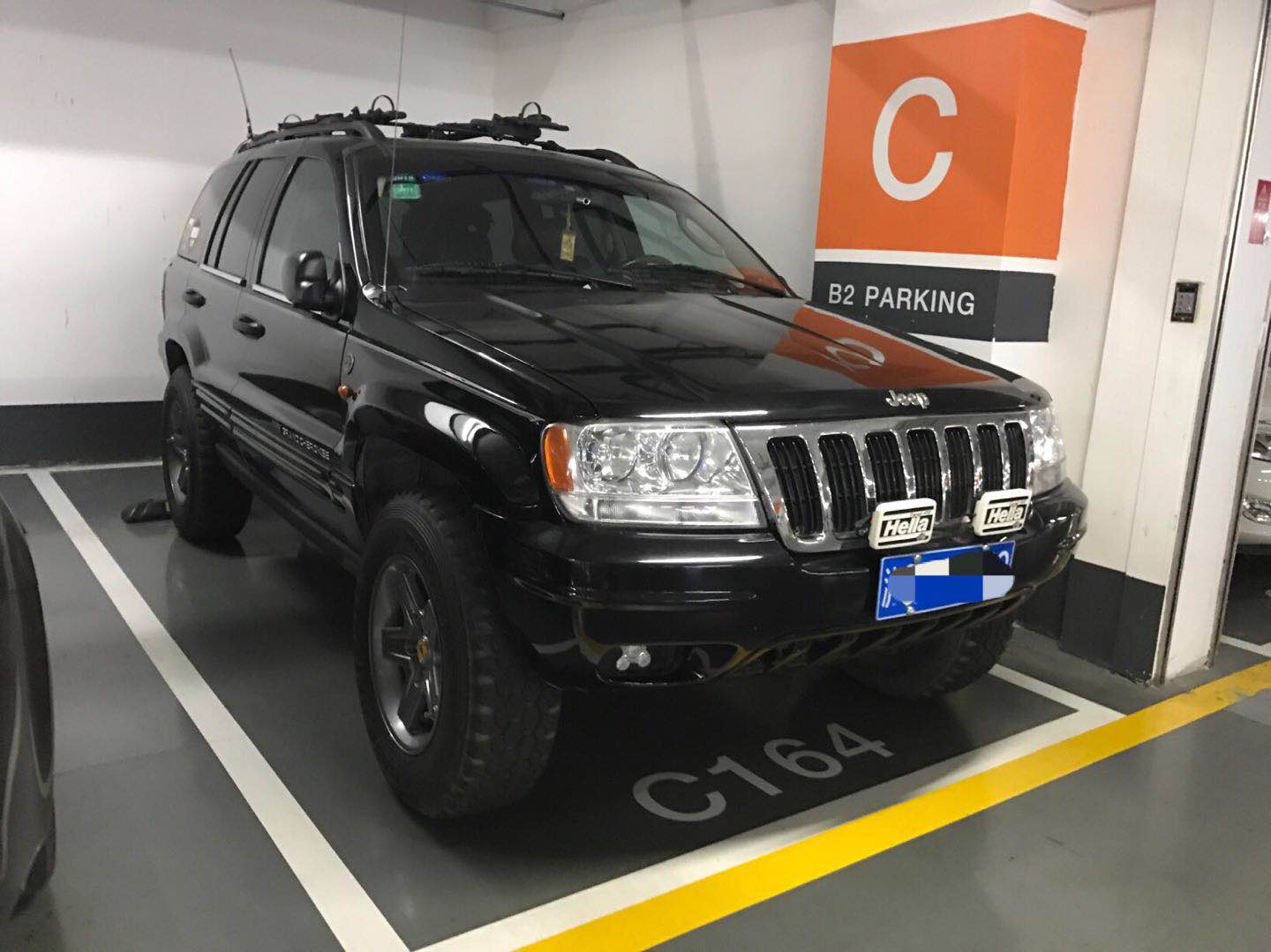 在国内生不逢时的第二代大切诺基WJ，还记得他么？他陪我走遍天涯