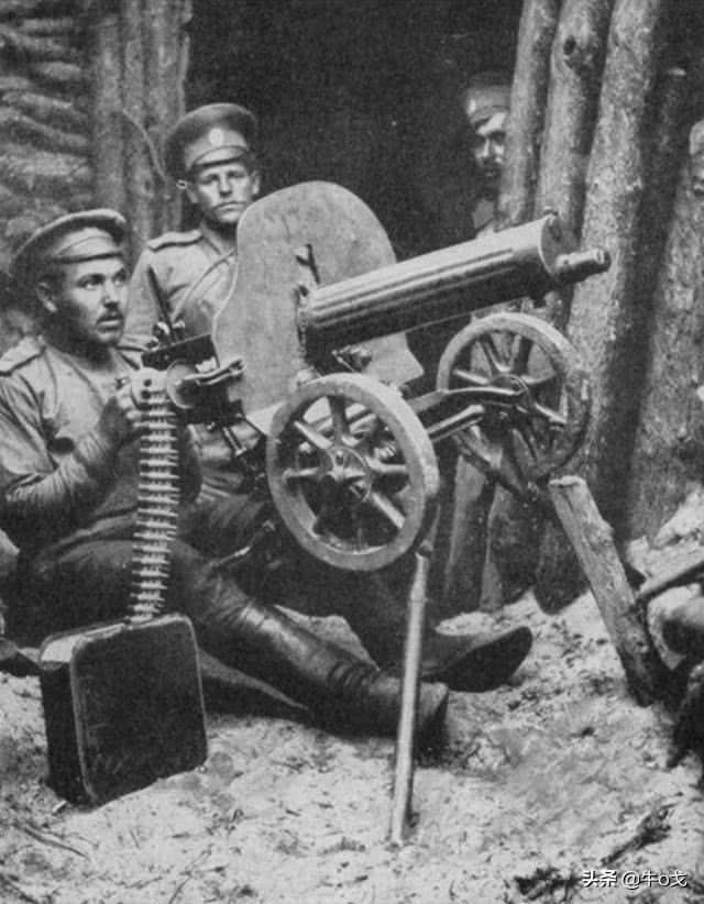 轻机枪和重机枪的区别,轻机枪和重机枪的区别在哪