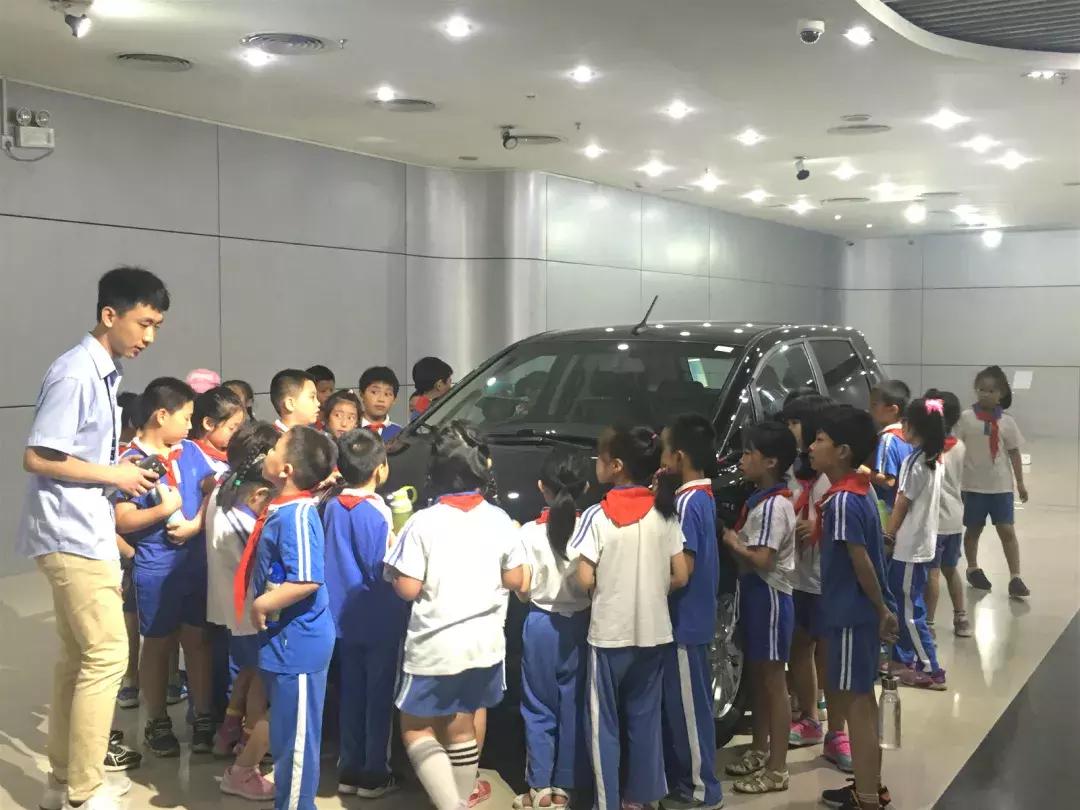 深圳亚迪学校排名,深圳亚迪学校历任校长