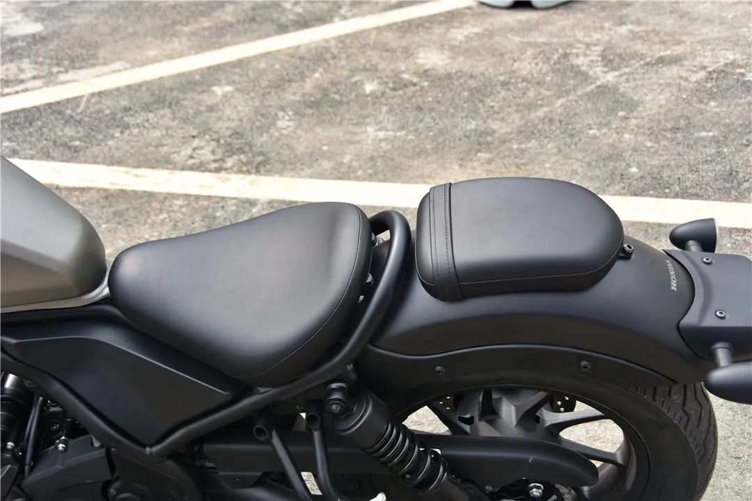 本田踏板车nss300和nss350,本田nss350和光阳s350哪个好