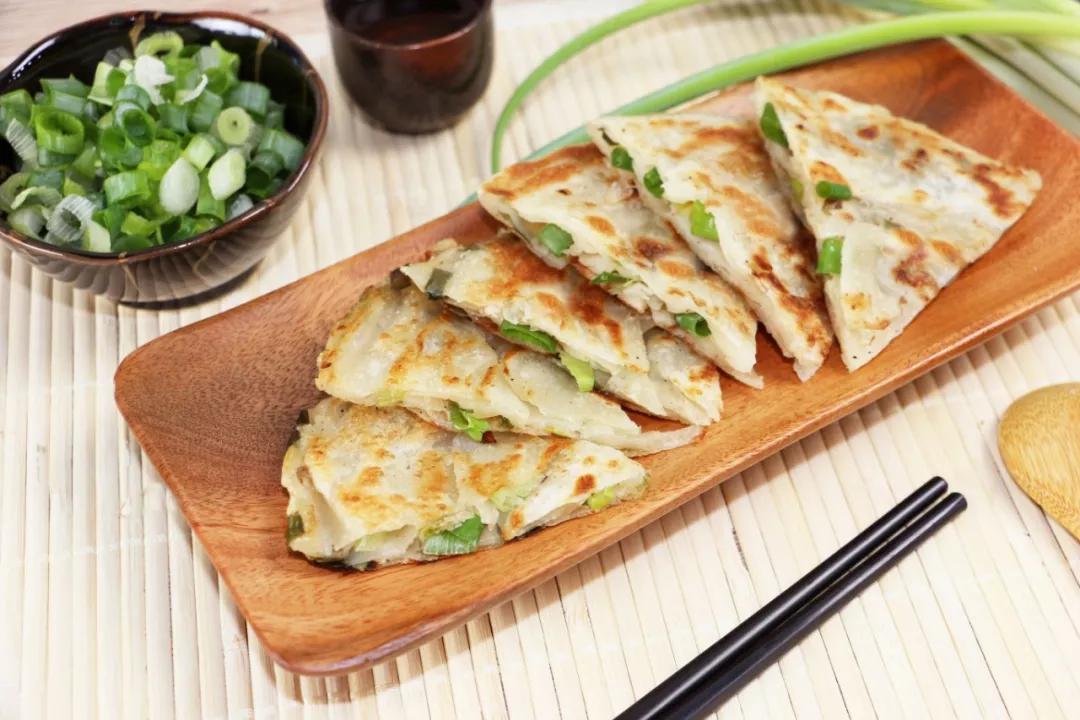 怎么做饼不干又松又硬,面饼起酥的做法