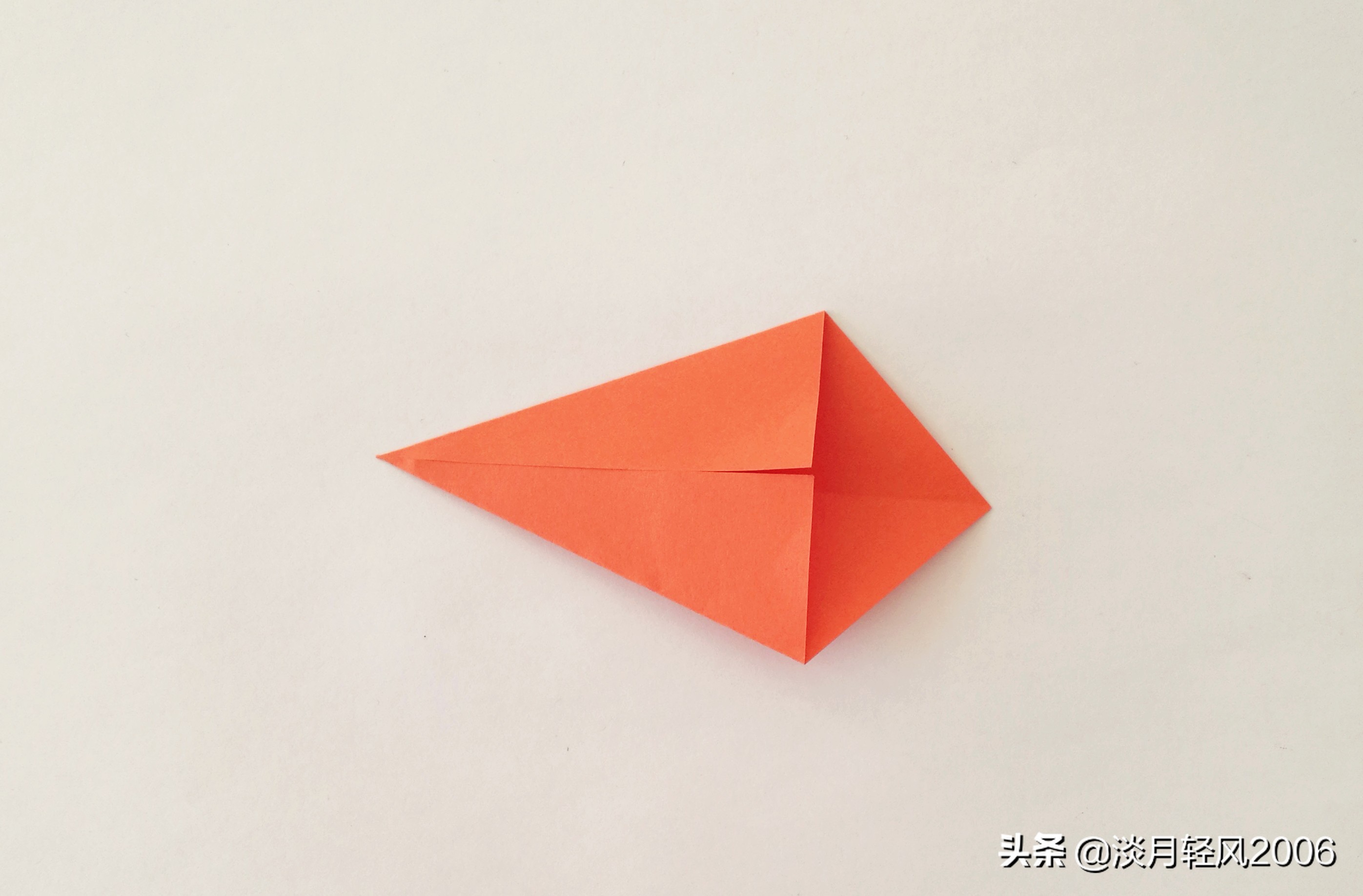 小兔子折纸正方形纸,折小兔子幼儿园手工折纸