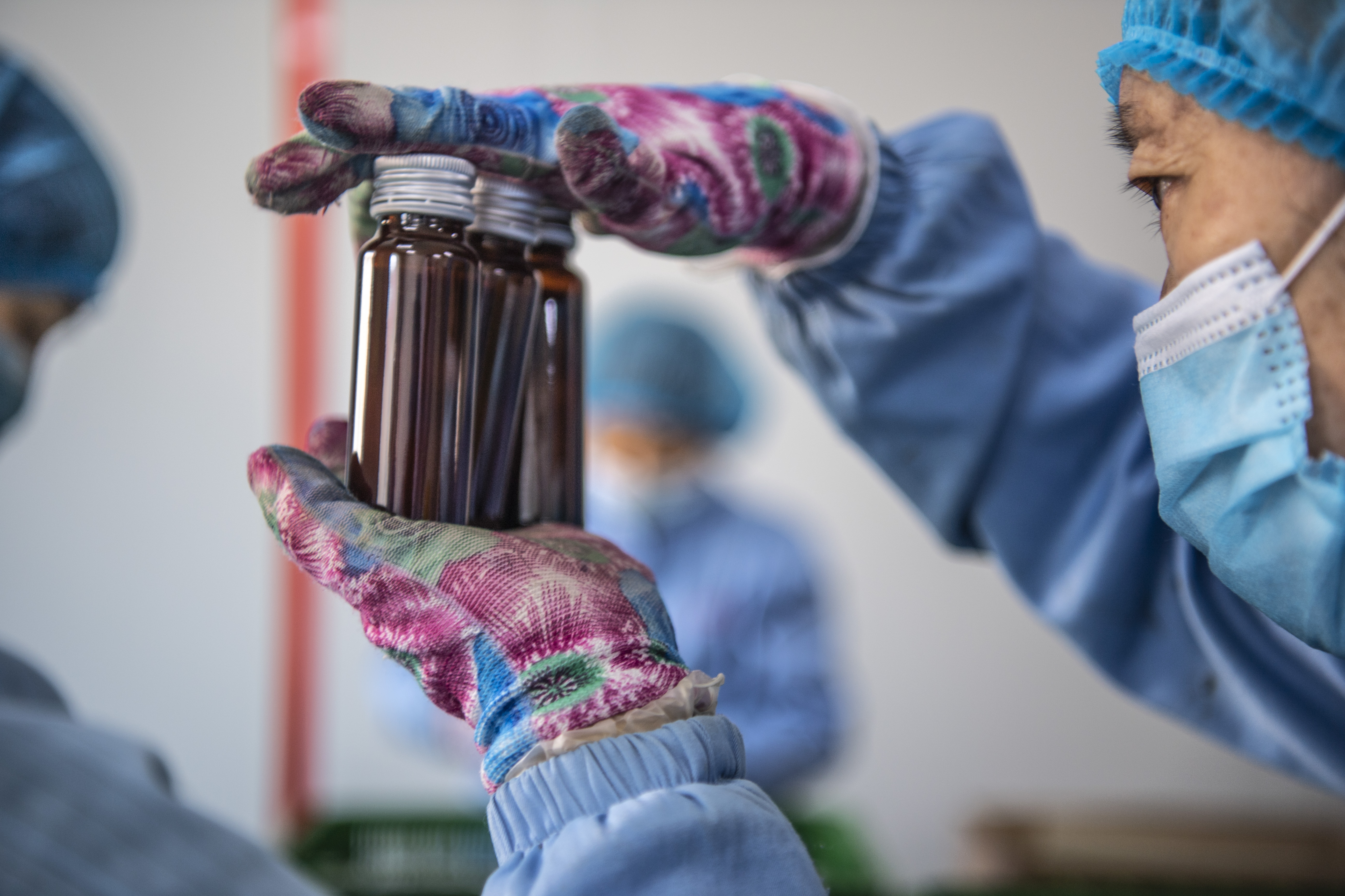 逆疫上扬的创新故事丨枸杞干果积压之后……