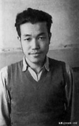 我军王牌特工叛变14年后,执行天字特号计划*杀暗**老*长首**