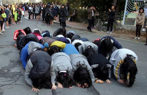 文在寅和三星现在关系,文在寅和三星掌门人