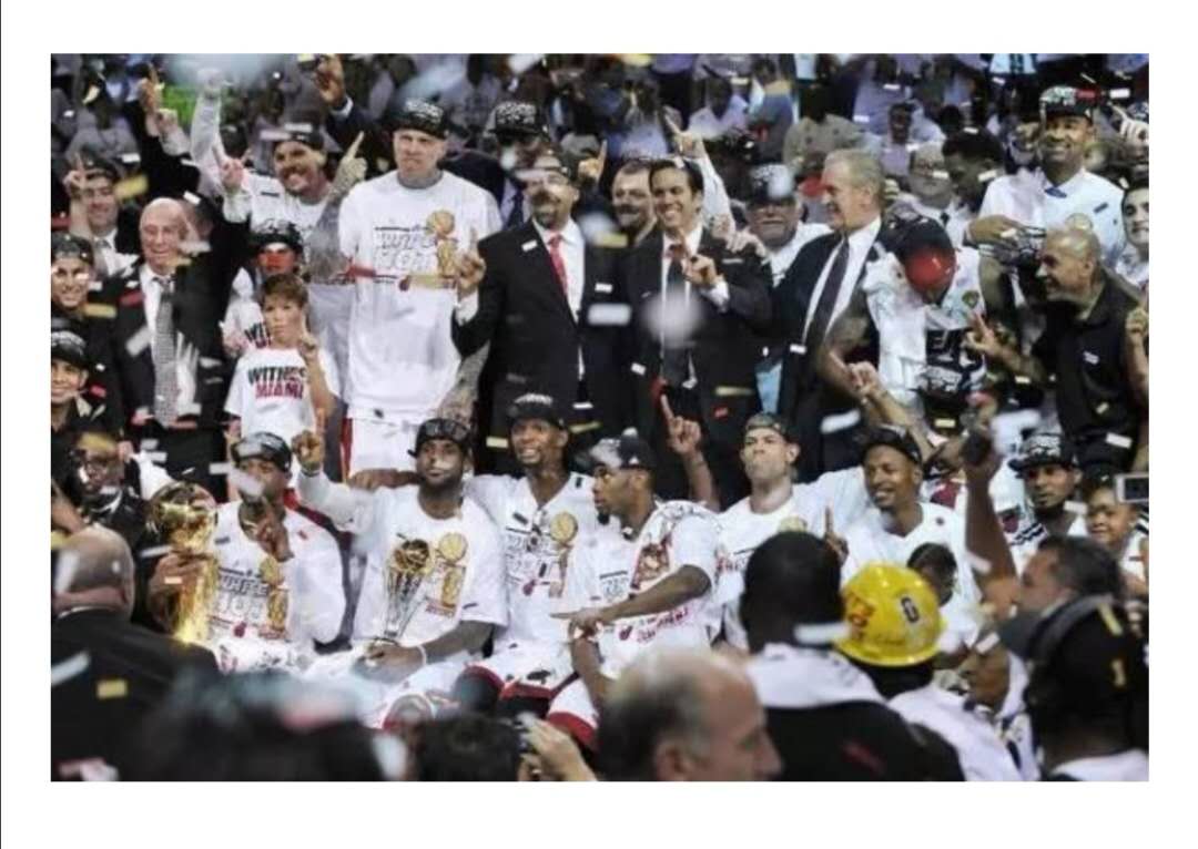 勒布朗詹姆斯小皇帝名称怎么来的,詹姆斯为何称小皇帝