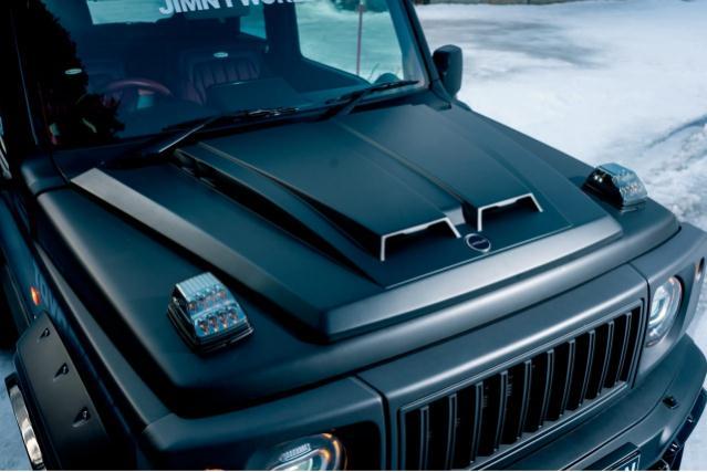 越野小精灵铃木吉姆尼海外实拍,铃木吉姆尼1.3升排量的越野车