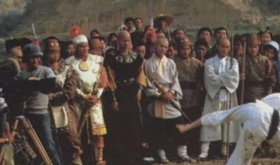 拍少林寺的李连杰有多大岁数,李连杰拍少林寺时多大