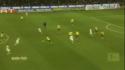 同样是天王为何刘德华能红到现在,亚洲足球天王