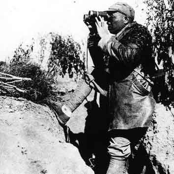 彭德怀三次临危受命：守井冈、保延安、战朝鲜