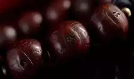 核桃手串和金刚手串哪个好盘,核桃手串盘玩方法