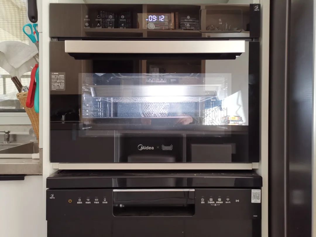 我想问家用台式蒸烤箱哪款最合适,哪款嵌入式蒸烤一体机好