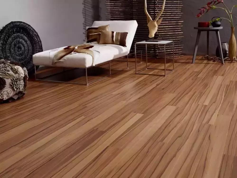 超高柜门怎样做不变形,定制衣柜柜门怎么防止变形