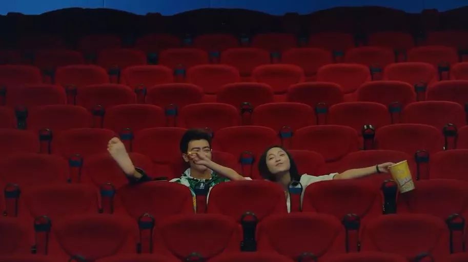 这部豆瓣9.0的国产良心青春片，不狗血的大学流水账