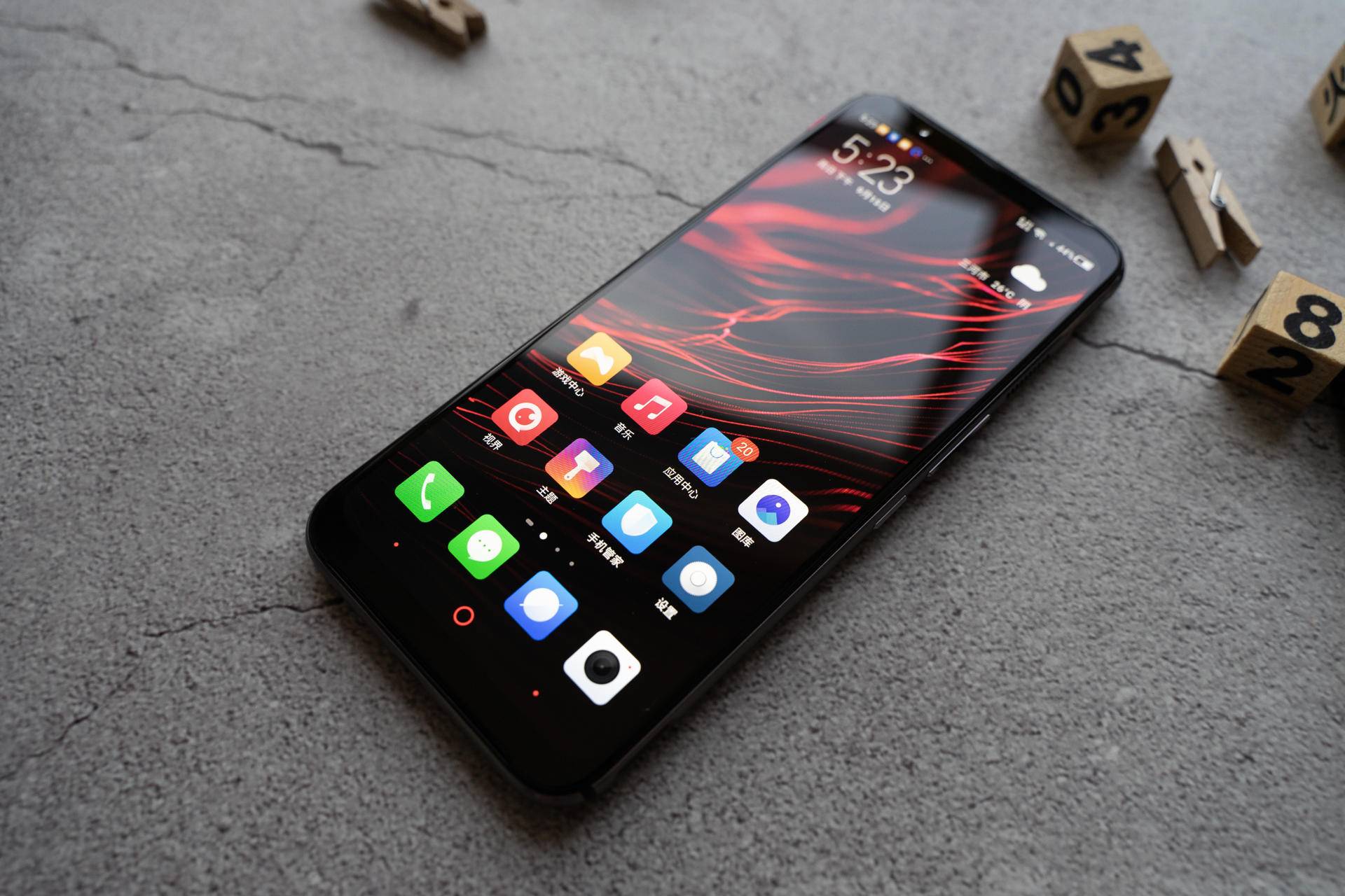 红魔3s在2020年值不值买,红魔3s全新机最低售价